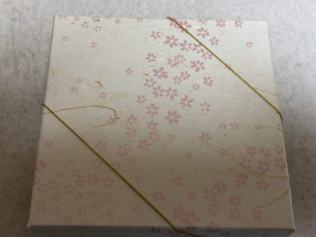 お試しおせちの箱
