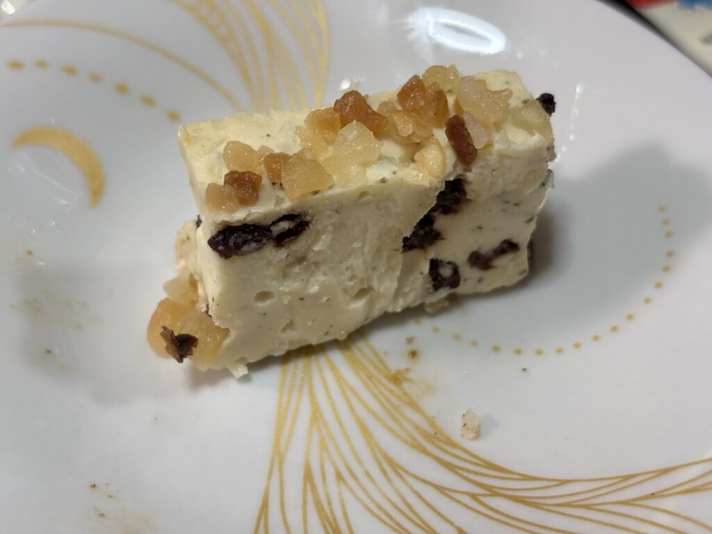 マカダミアナッツ風味のフルーツチーズ